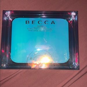 Becca Pearl Glow Shimmering Eyeshadow